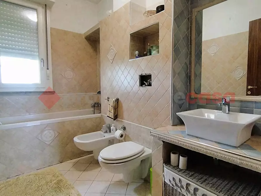 Immagine 11 di Appartamento in vendita  in Via ALDO MORO, 12 a Locate Di Triulzi