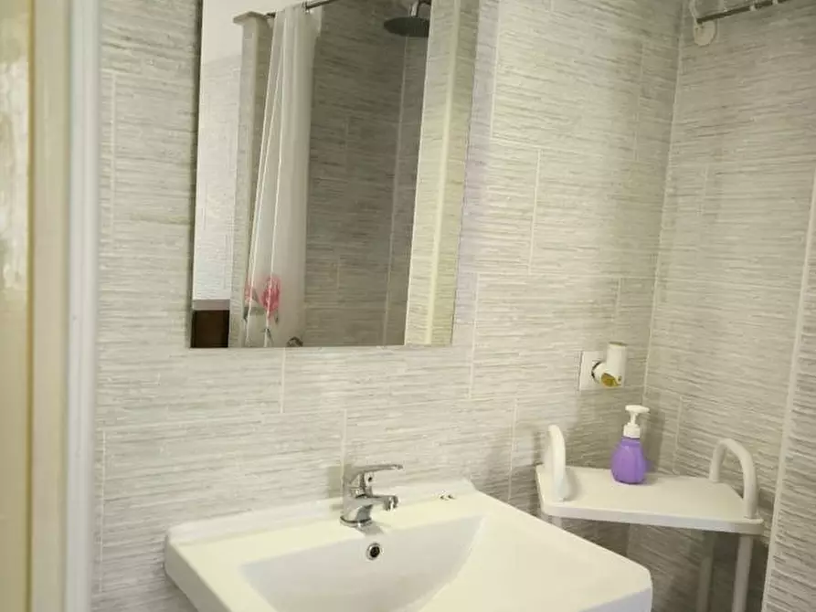 Immagine 16 di Appartamento in affitto  in Corso Garibaldi, 20 a Torre Annunziata