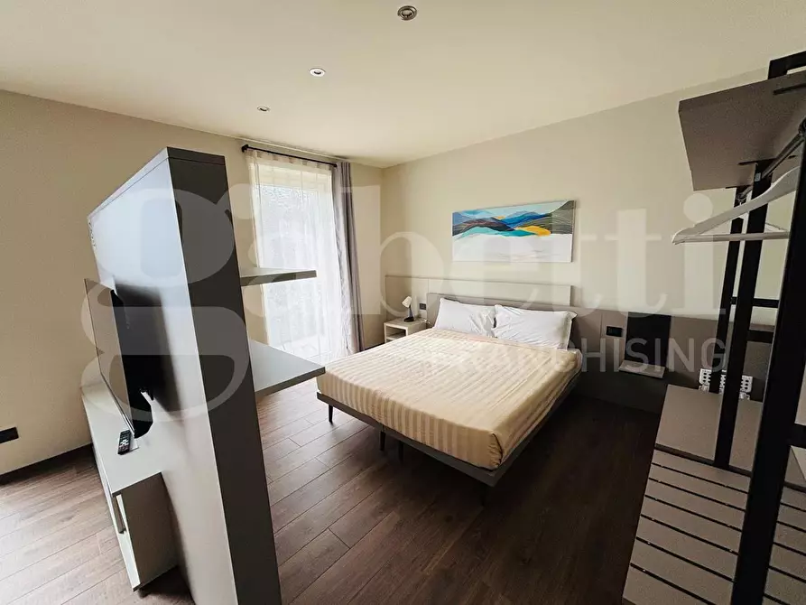 Immagine 28 di Rustico / casale in vendita  in Via Agostino Morando a Roddi