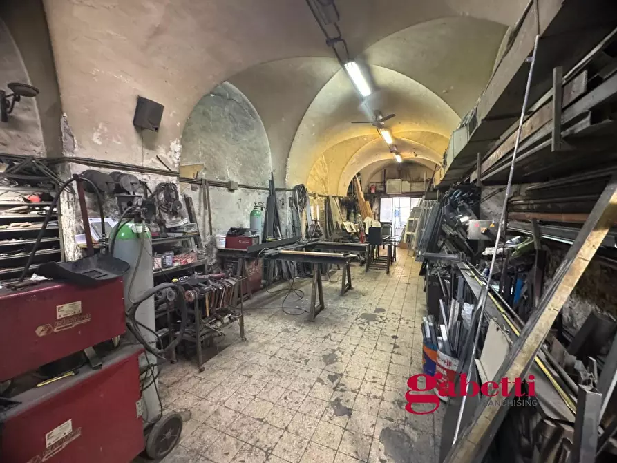 Immagine 15 di Negozio in vendita  in Via Borgo Vittorio, 27 C a Roma