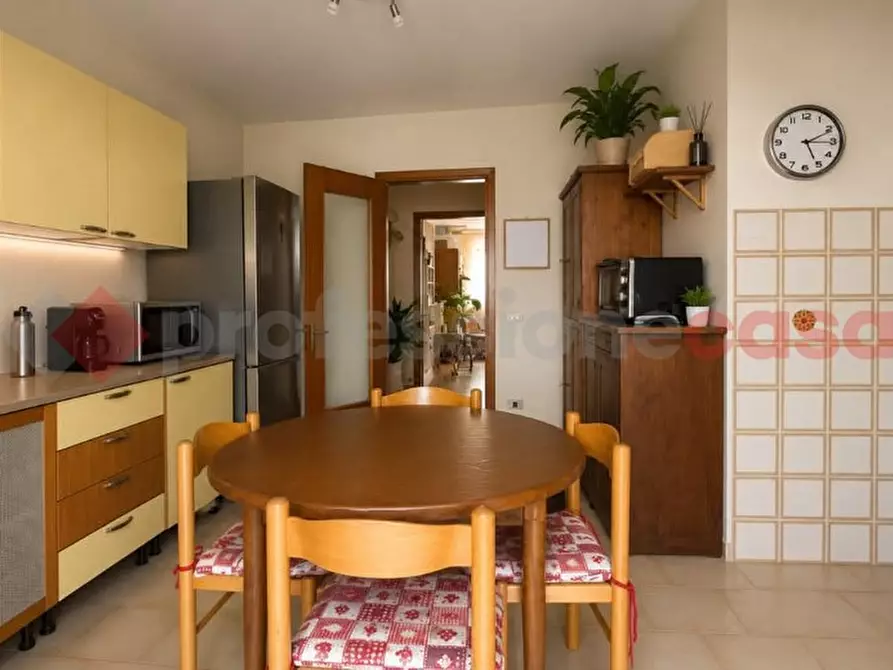 Immagine 6 di Appartamento in vendita  in Via SCALIMOLI, 00 a Castellana Grotte