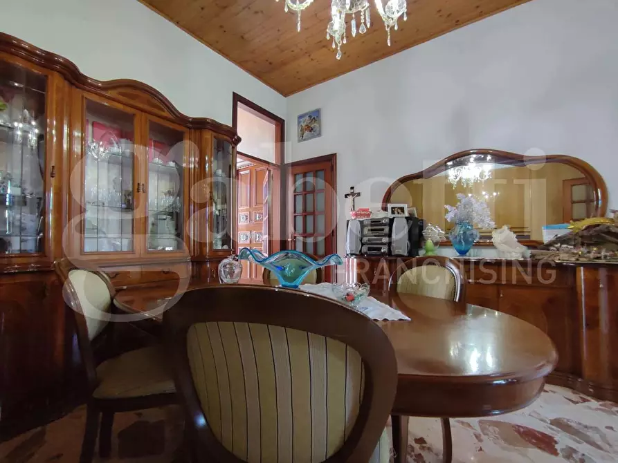 Immagine 23 di Appartamento in vendita  in Corso Umberto I, 178 a Torre Annunziata