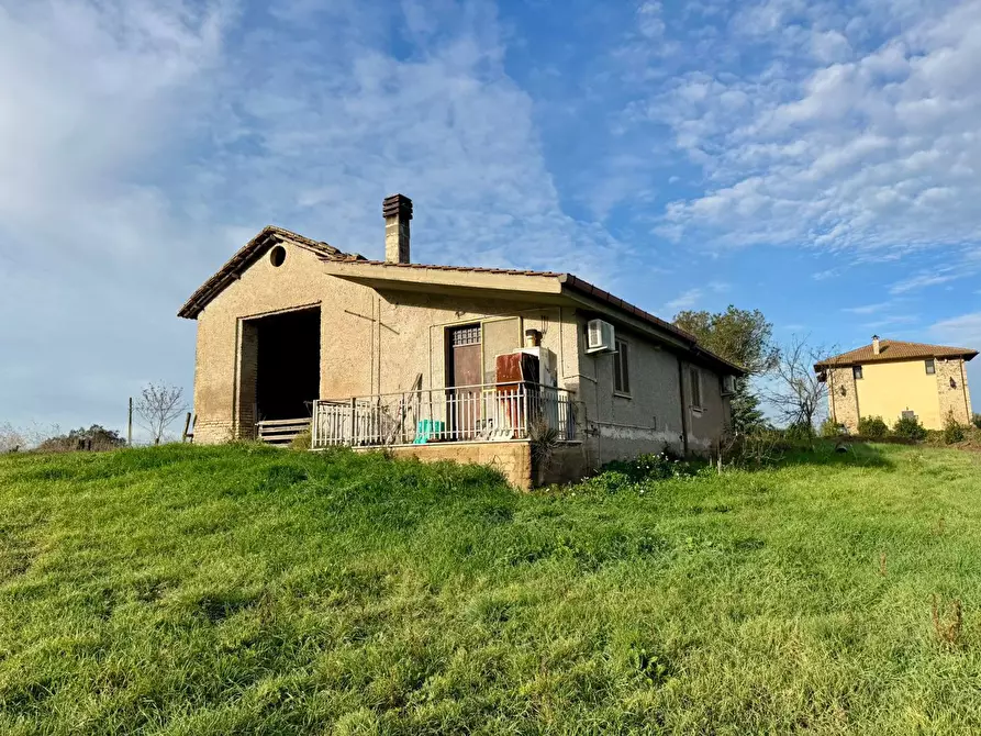 Immagine 2 di Villa in vendita  in Via Di Boccea, 1012 a Roma