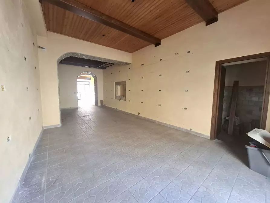 Immagine 9 di Negozio in vendita  in Via Firenze, 13 a Sora