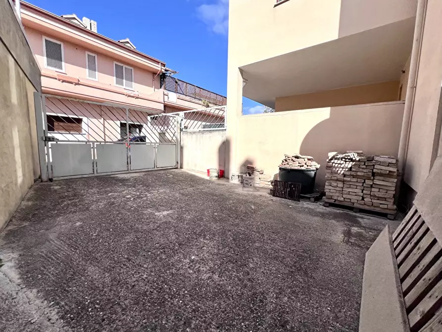 Immagine 15 di Villa in vendita  in Via PUCCINI, SNC a Maracalagonis