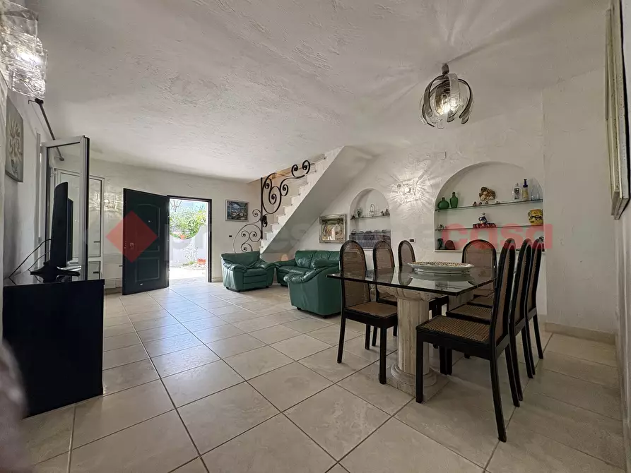 Immagine 3 di Casa bifamiliare in vendita  in Via RESIDENCE IL CAMPANILE, 24 a Terracina