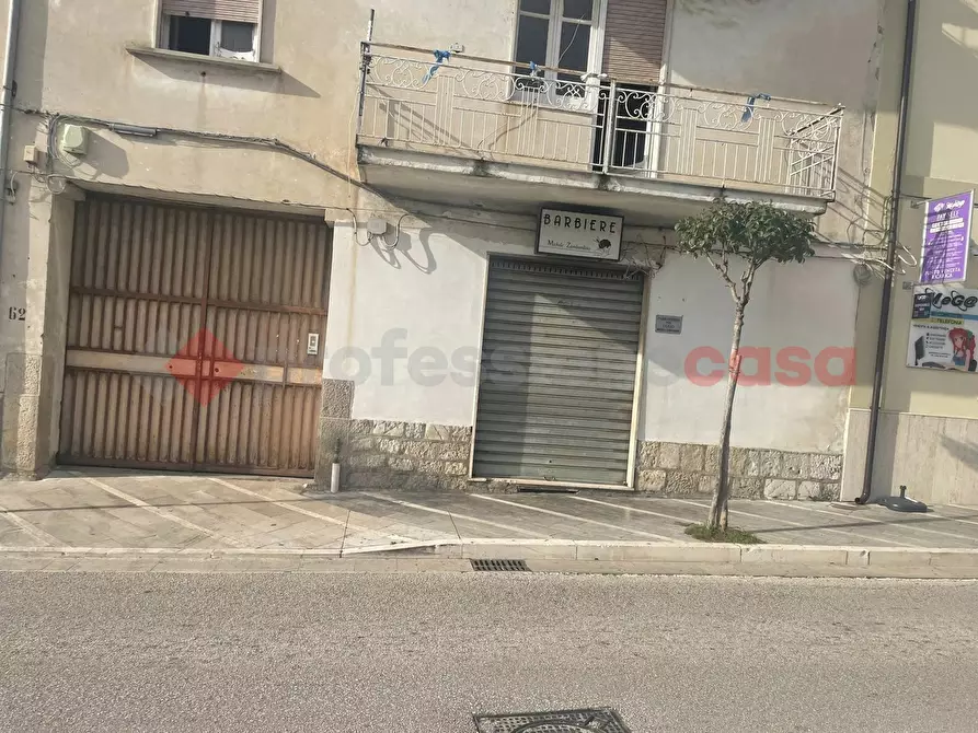 Immagine 2 di Negozio in vendita  in Via Regina Elena, 0 a Bellona