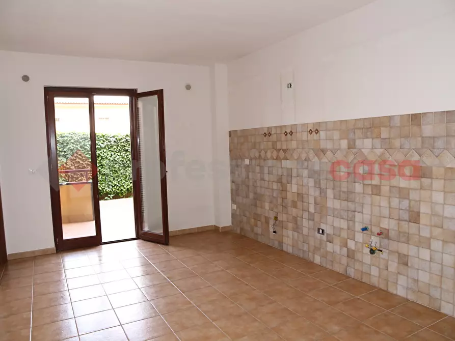 Immagine 7 di Appartamento in vendita  in Via Arbustella, 0 a Vitulazio