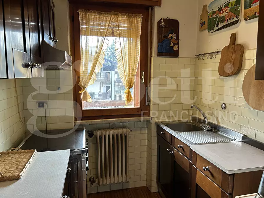 Immagine 21 di Appartamento in vendita  in Via Corno D'Aola, 5 a Ponte Di Legno