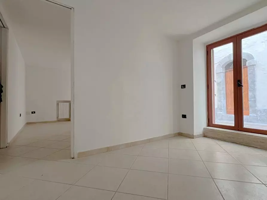 Immagine 4 di Negozio in vendita  in Via BARBACANA, 00 a Monopoli