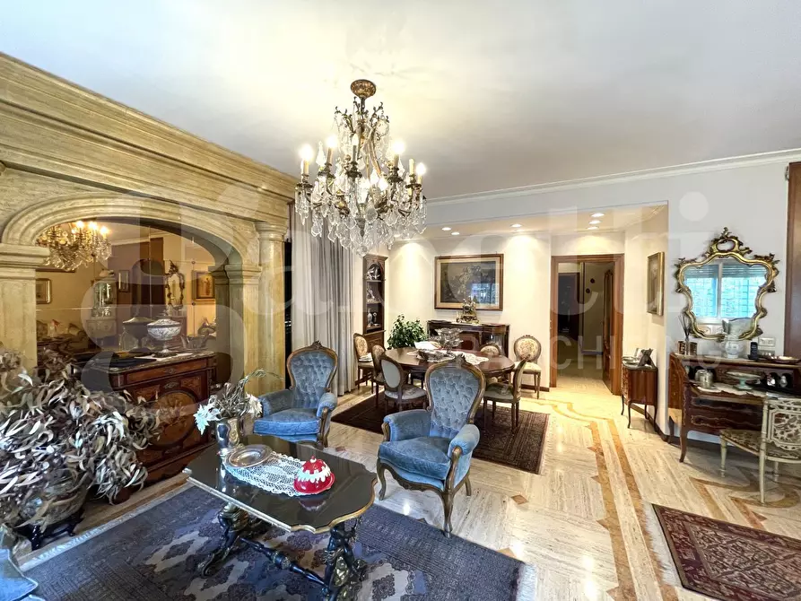 Immagine 5 di Appartamento in vendita  in Via Latina, 45 a Roma