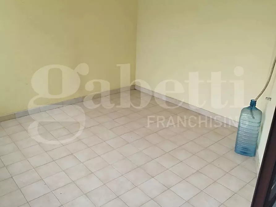 Immagine 9 di Appartamento in vendita  in Piazza SANDRO PERTINI, 11 a Taranto