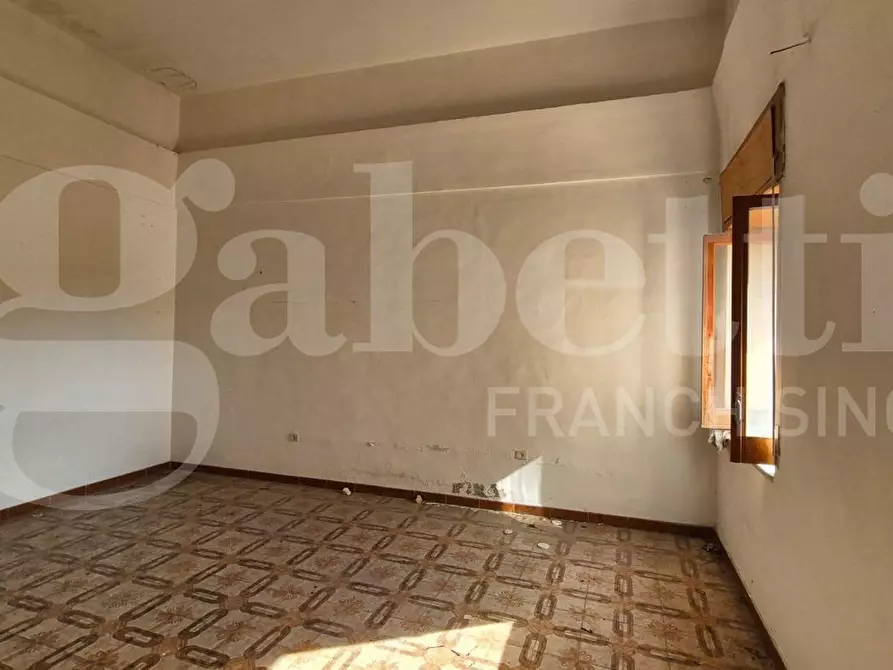 Immagine 33 di Palazzo in vendita  in Via L. Giordano, 38 a Boscotrecase