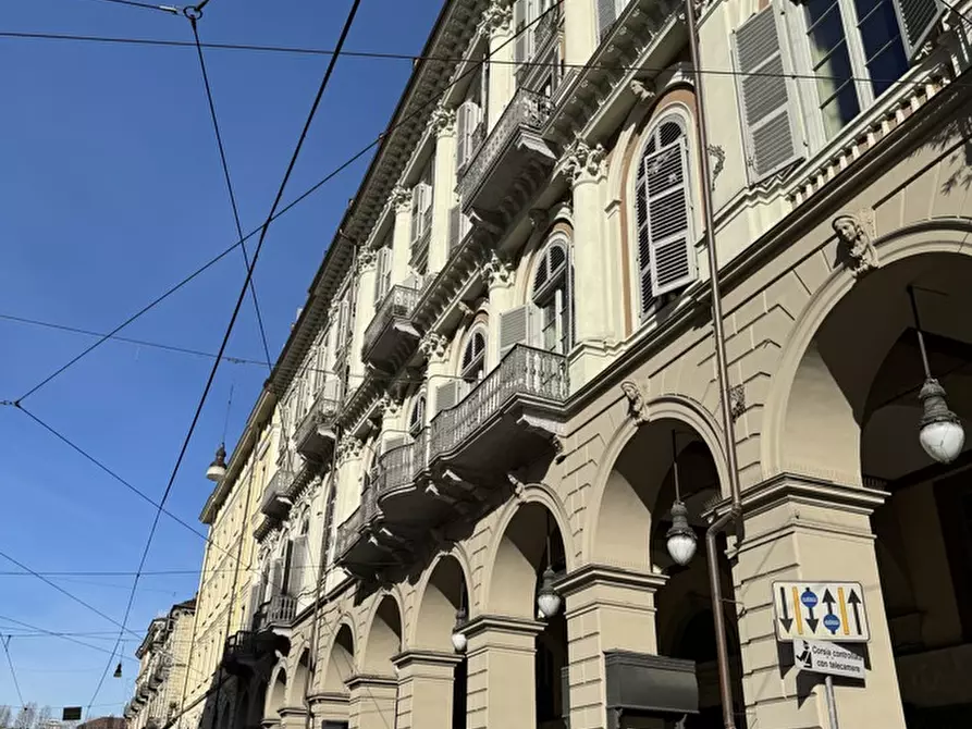 Immagine 1 di Appartamento in vendita  in Via Cernaia, 40 a Torino