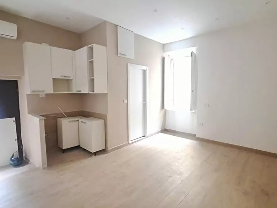 Immagine 6 di Appartamento in vendita  in Via Rosario a Portamedina a Napoli