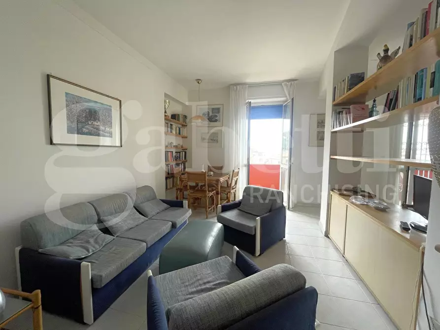 Immagine 3 di Appartamento in vendita  in Corso Italia, 12 a Gaeta