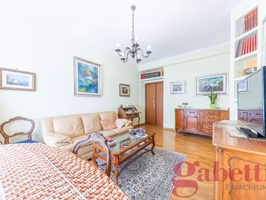 Immagine 10 di Appartamento in vendita  in Via Giacomo Barzellotti, 3 a Roma