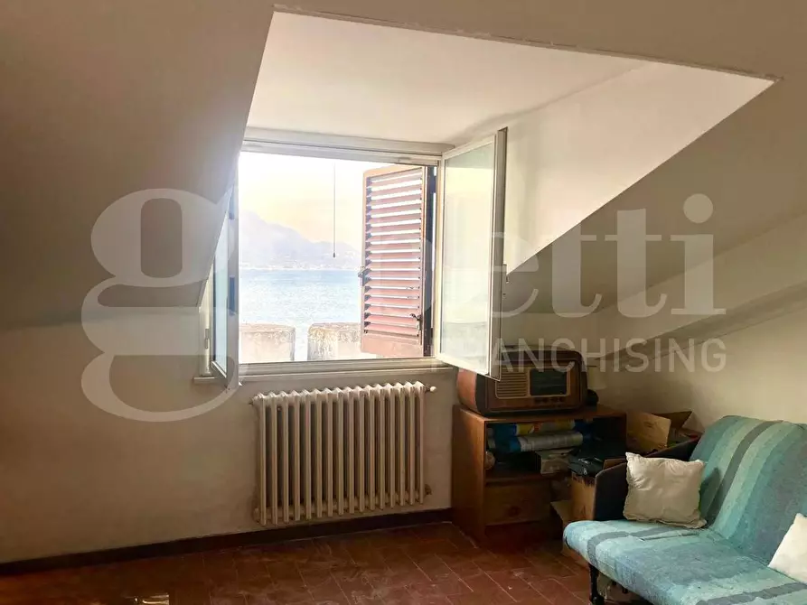 Immagine 5 di Attico in vendita  in Piazza Sebastiano  Conca, 5 a Gaeta
