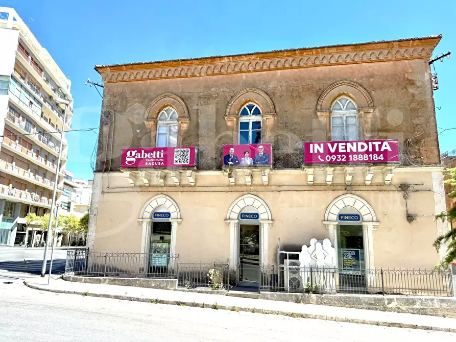 Immagine 33 di Appartamento in vendita  in Via DANTE ALIGHIERI, 97 a Ragusa