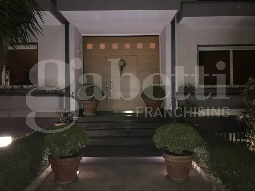 Immagine 9 di Villa in vendita  in Via Peucetia, nc a Cassano Delle Murge