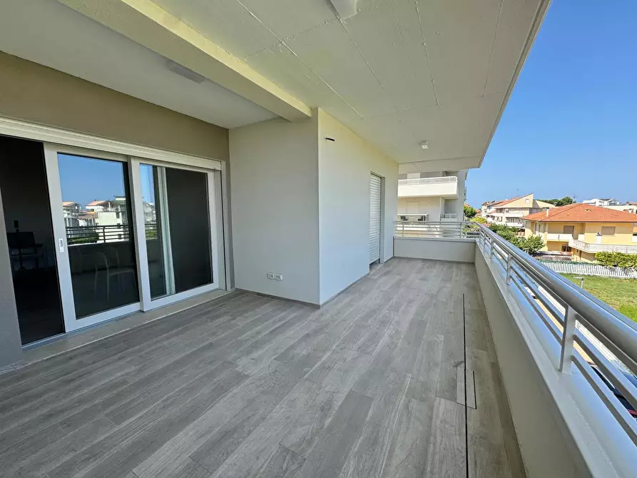 Immagine 8 di Appartamento in vendita  in Via Isonzo, snc a Tortoreto