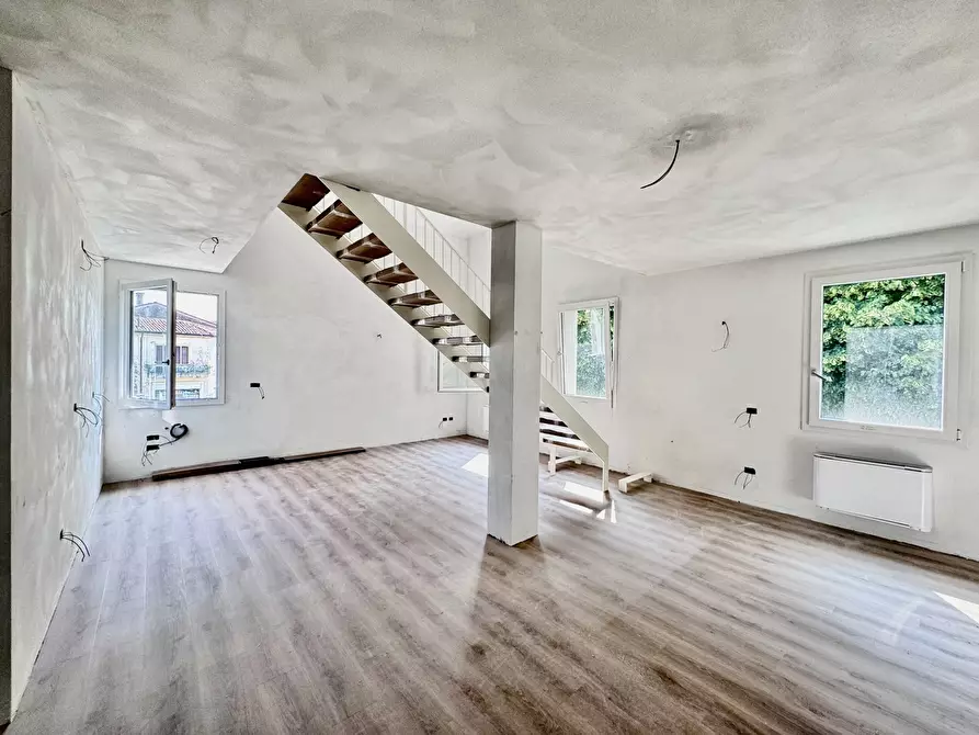 Immagine 3 di Multiproprietà in vendita  in Via Roma, 1 a Castegnero