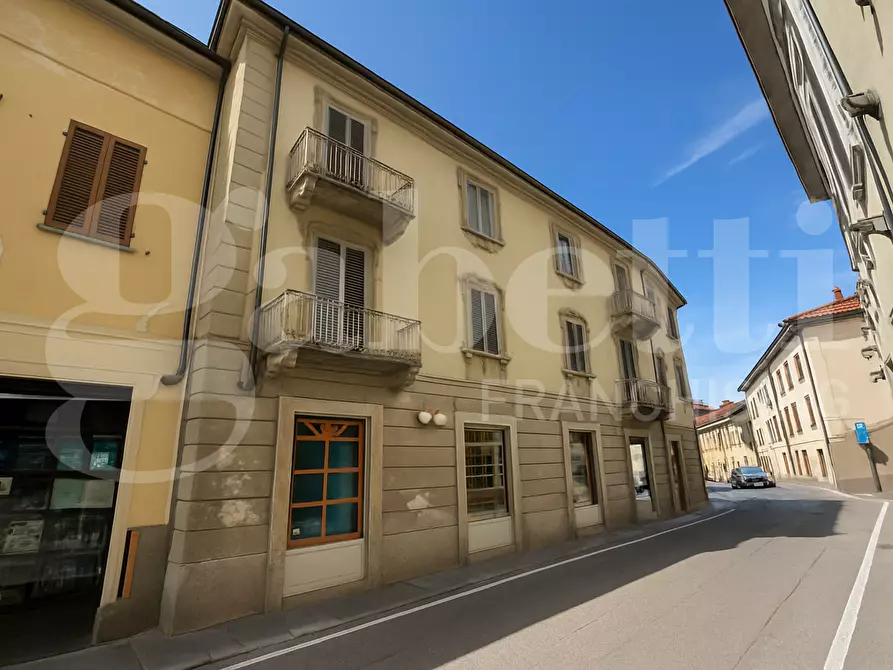 Immagine 4 di Appartamento in vendita  in Via Vittorio Emanuele II, 18 a Chieri