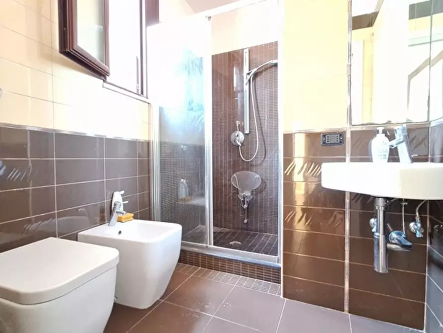 Immagine 23 di Appartamento in vendita  in Corso Campano a Giugliano In Campania