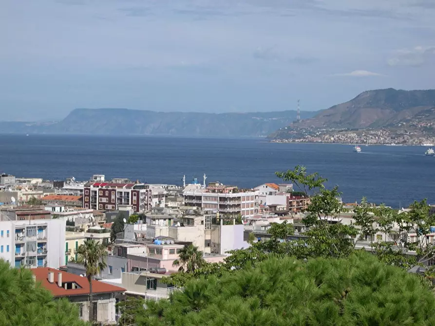 Immagine 4 di Rustico / casale in vendita  in Via R.Margherita, 27 a Messina