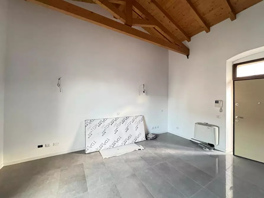 Immagine 10 di Appartamento in vendita  in Piazza Martiri della libertÃ , 35 a Chiari