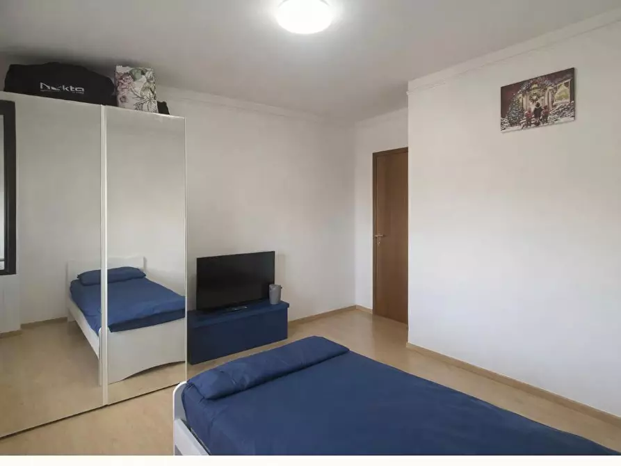 Immagine 25 di Appartamento in vendita  in Piazza G.B.TEDESCO, 16 a Taranto