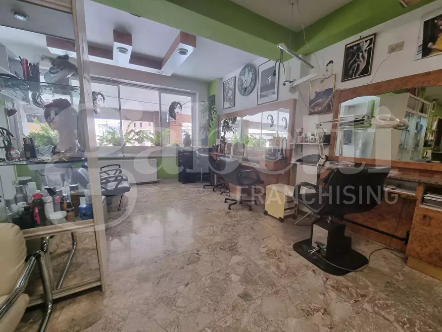 Immagine 5 di Negozio in vendita  in Piazza Don Luigi Sturzo a Palermo