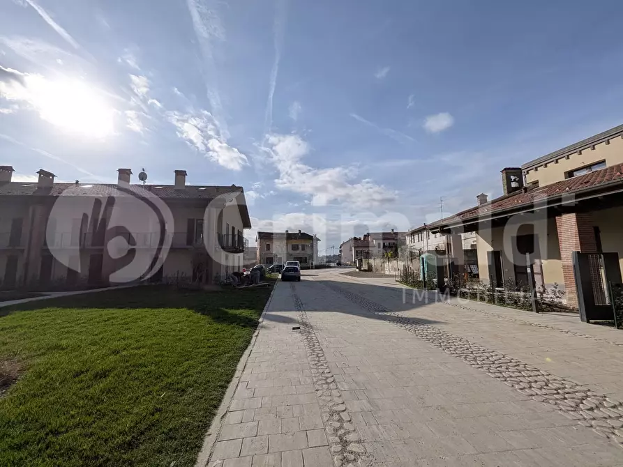 Immagine 17 di Appartamento in vendita  in Via Rosa Park a San Donato Milanese