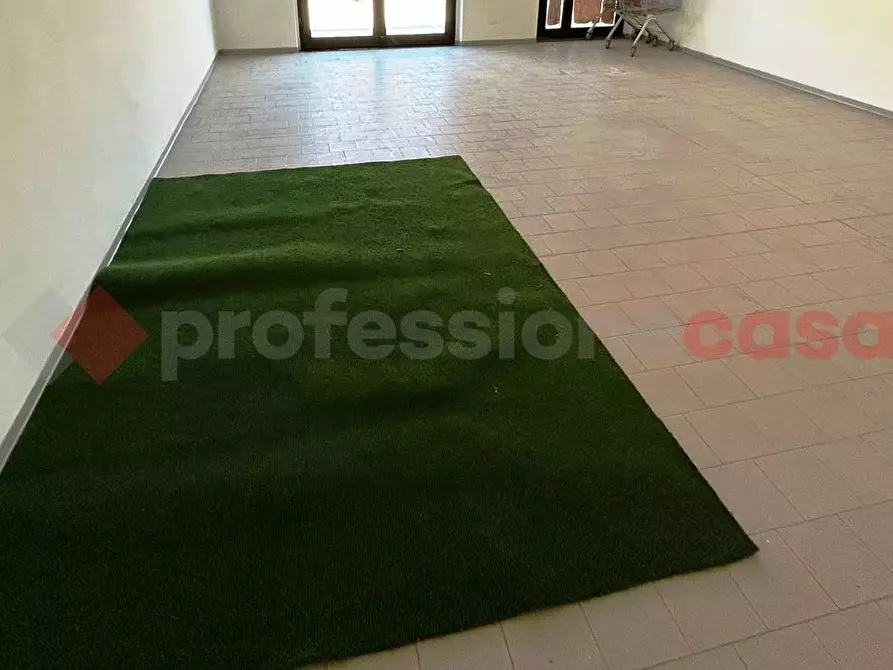 Immagine 4 di Laboratorio in affitto  in Via Pontebari a Spoleto