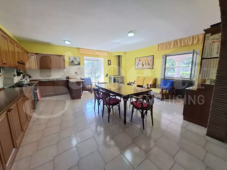 Immagine 13 di Casa indipendente in vendita  in LocalitÃ  Collepiano, 52 a Balsorano