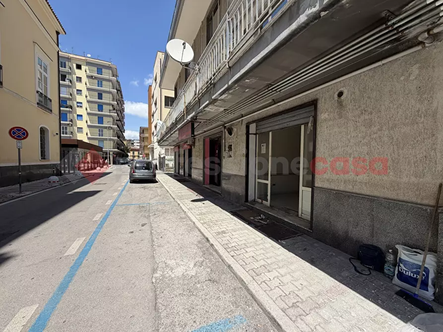 Immagine 4 di Negozio in vendita  in Via Lugnano, snc a Santa Maria Capua Vetere