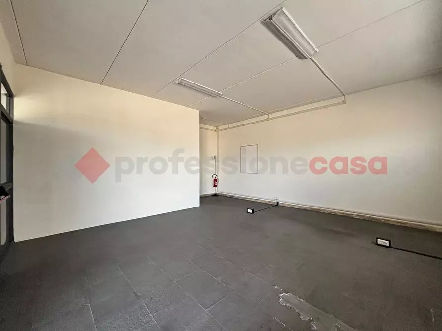 Immagine 14 di Magazzino in affitto  in Via Cangiano, 13 a Anagni