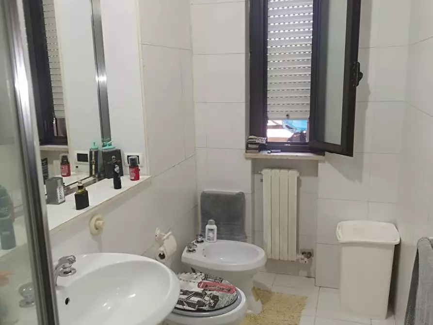 Immagine 12 di Appartamento in vendita  in Piazza G.B.TEDESCO, 12 a Taranto