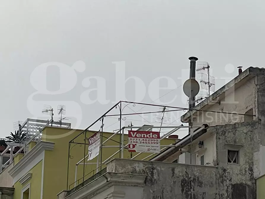 Immagine 18 di Appartamento in affitto  in Vico 9 Buonomo, 4 a Gaeta
