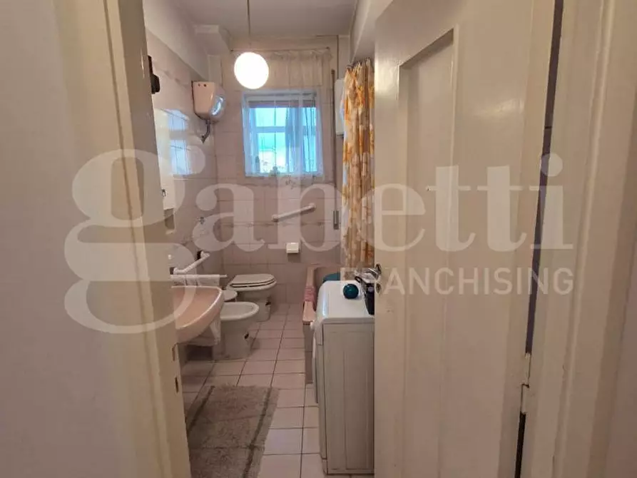 Immagine 27 di Appartamento in vendita  in Via Parini, 97 a Torre Annunziata