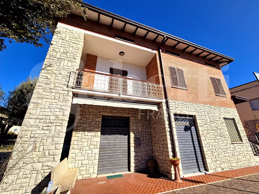 Immagine 36 di Casa indipendente in vendita  in Piazza DEL POPOLO, 3 a Bettona
