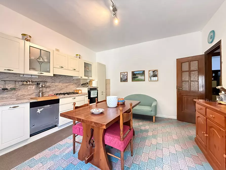 Immagine 10 di Appartamento in vendita  in Via Da Vinci, 3 a Corte Franca
