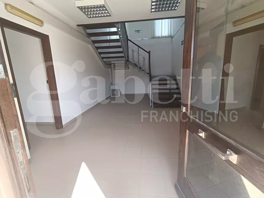 Immagine 4 di Ufficio in affitto  in Contrada BELLINO, SNC a Catanzaro