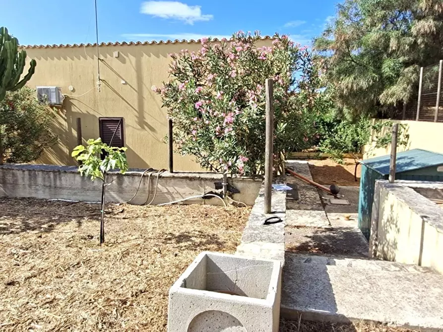 Immagine 31 di Villa in vendita  in Via Sicilia, 3 a Menfi