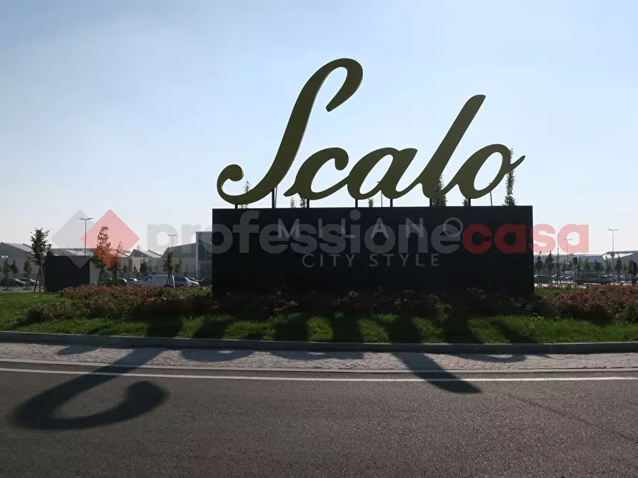 Immagine 8 di Appartamento in vendita  in Via SAN VITTORE, 26 a Locate Di Triulzi