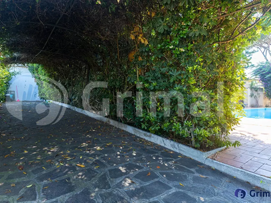 Immagine 48 di Casa bifamiliare in vendita  in Via Stradone sant'Anastasio a Anzio