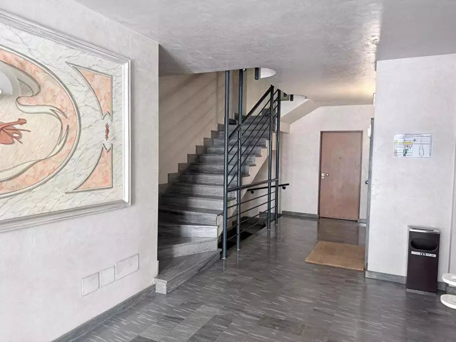 Immagine 2 di Ufficio in affitto  in Corso Padre Lorenzo, 29 a Aosta