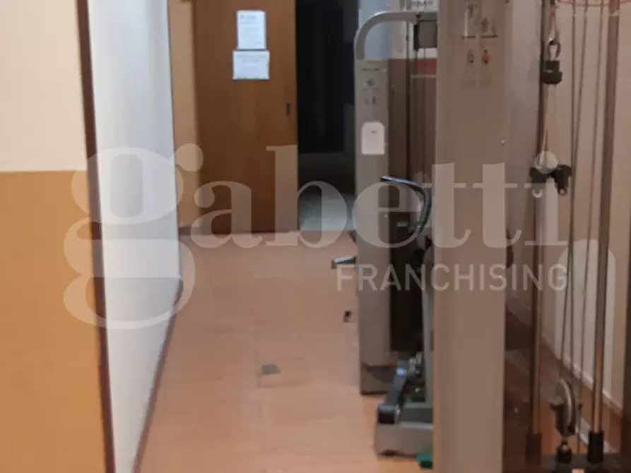 Immagine 7 di Magazzino in vendita  in Viale Dei Bizantini, 270 a Catanzaro