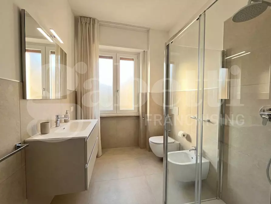 Immagine 6 di Appartamento in vendita  in Via Dante a Finale Ligure