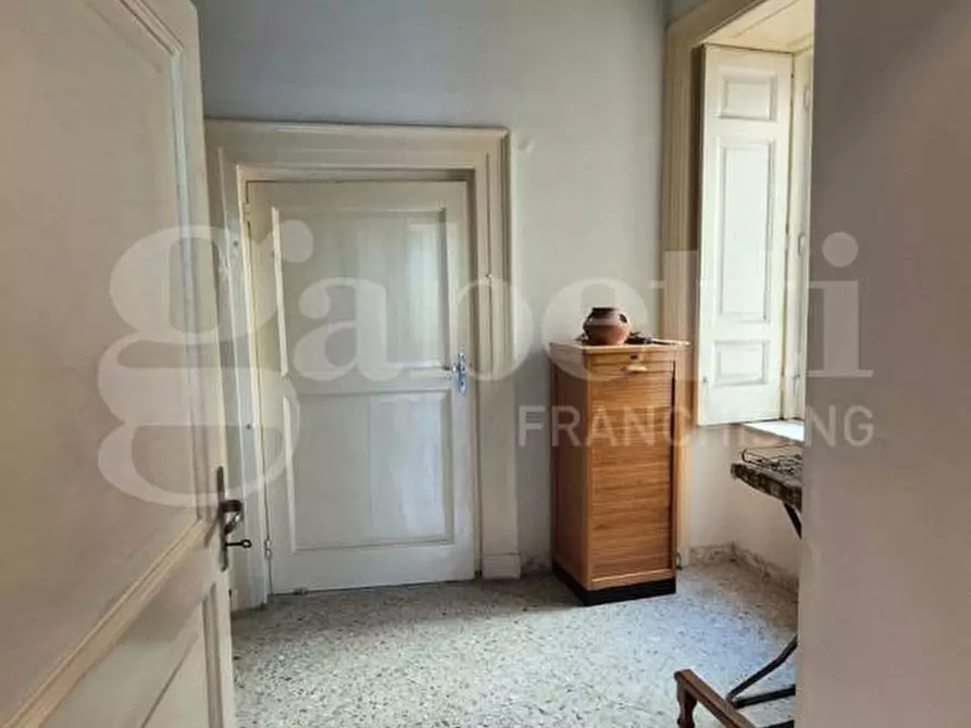 Immagine 12 di Appartamento in vendita  in Corso Umberto I, 94 a Torre Annunziata